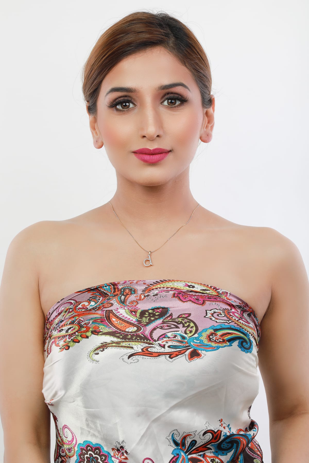 Diamond pendant -- Santosh Kumar Sarraf & Son